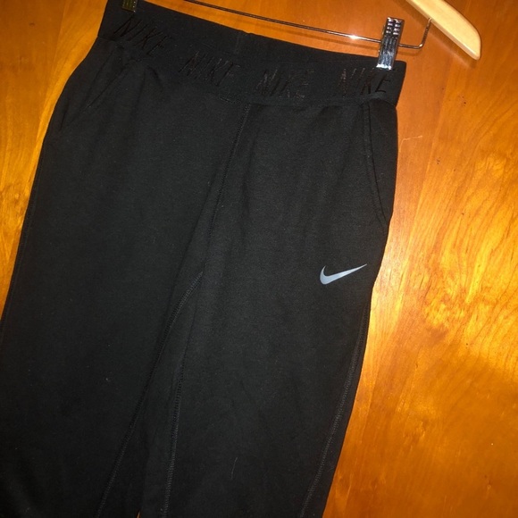 𝅺Women Nike black leggings tights size xs - Picture 2 of 4
